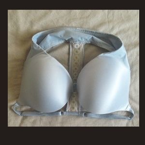 Victoria's Secrets. 34D Never worn.